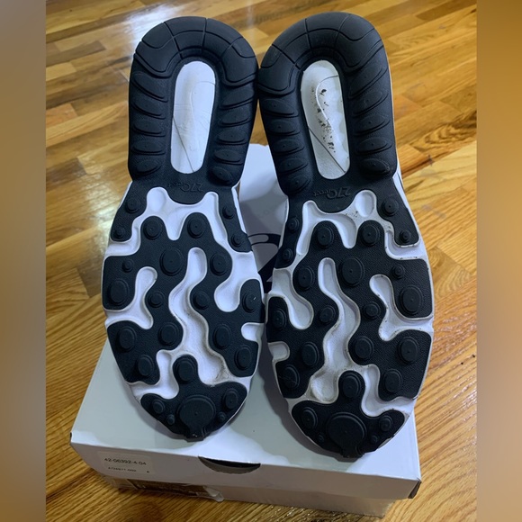 Air Max 270 React “Bauhaus” - Picture 5 of 5